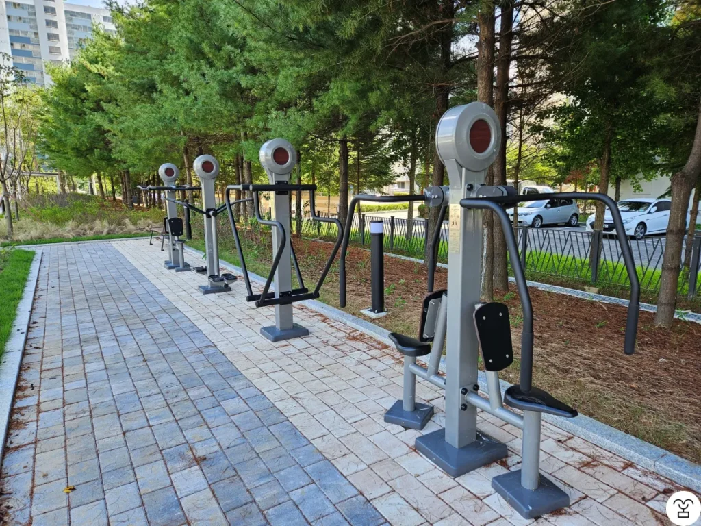 Exercise equipment around the parking lot of Munsan Library