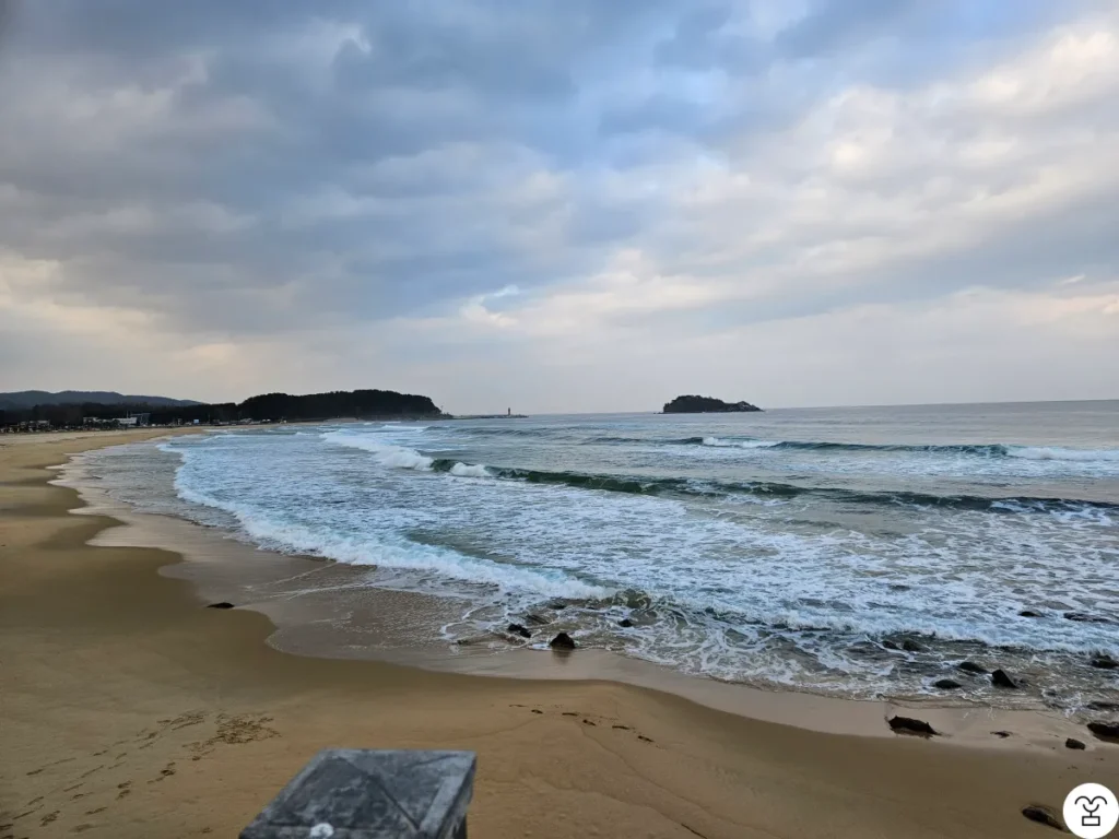 Hwajinpo Beach