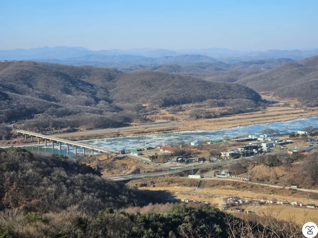 A bridge crossing the Imjin River (close-up shot)