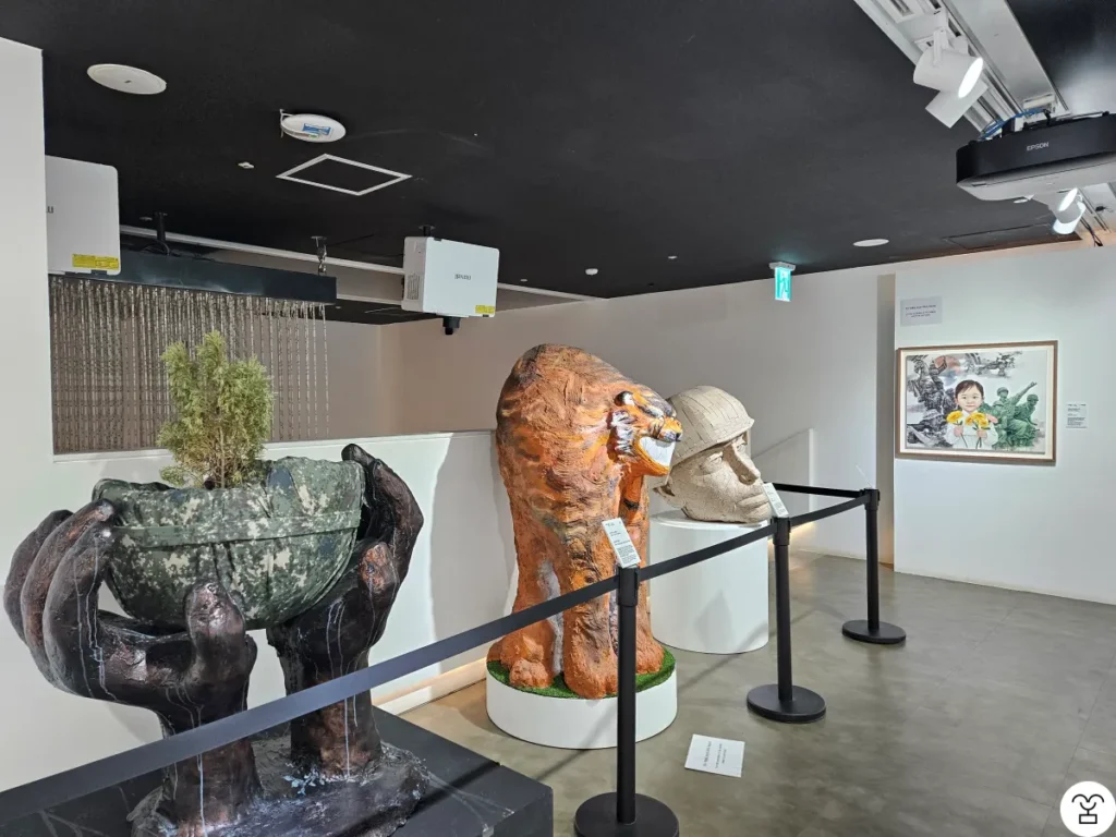 Works from the 15th Republic of Korea Patriotic Art Exhibition